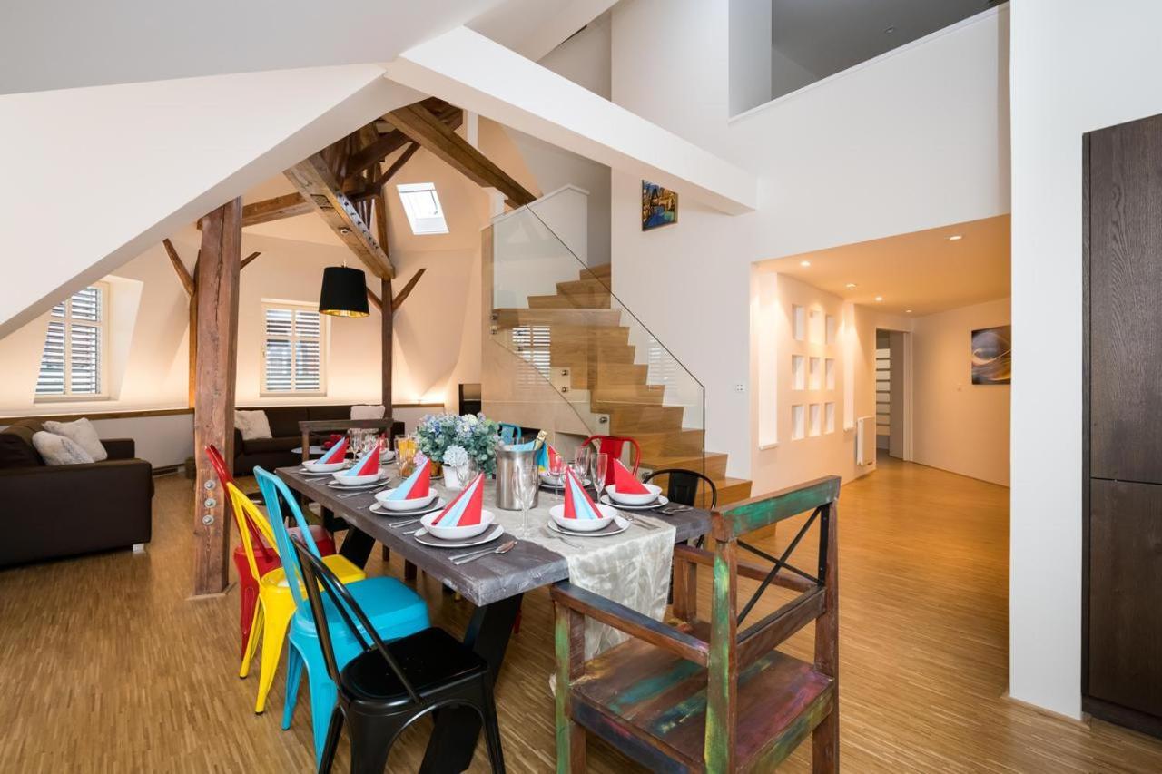 Love To Live Apartments Prague Ngoại thất bức ảnh