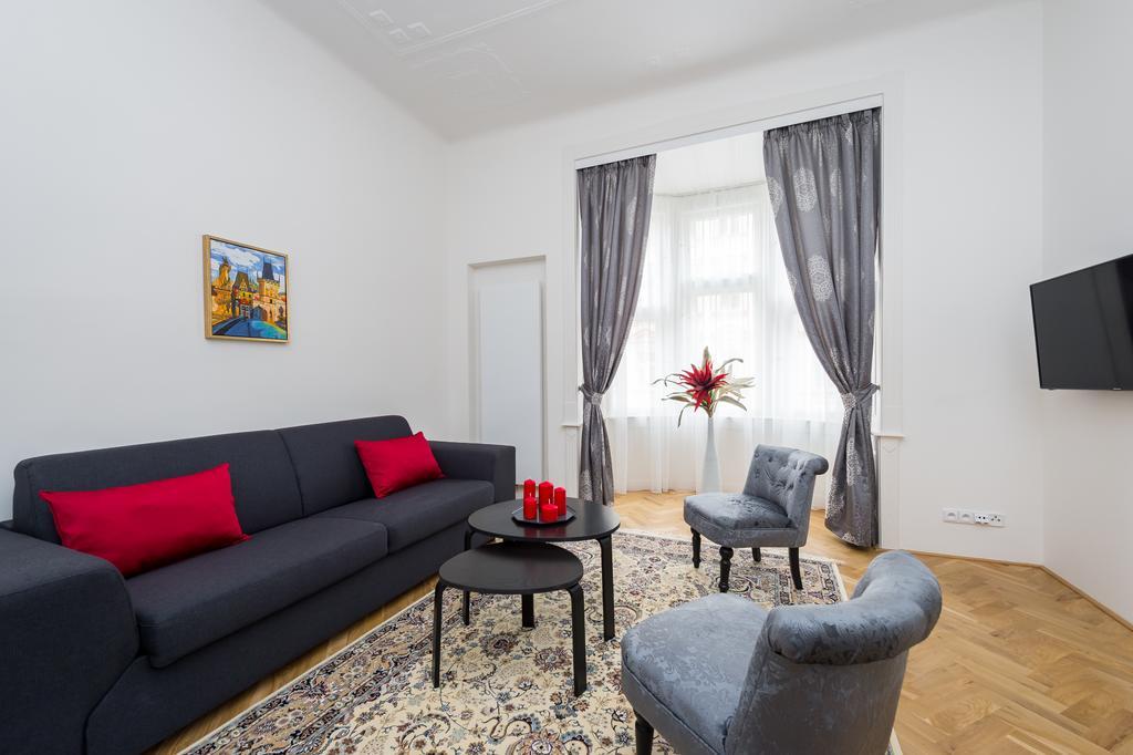 Love To Live Apartments Prague Ngoại thất bức ảnh