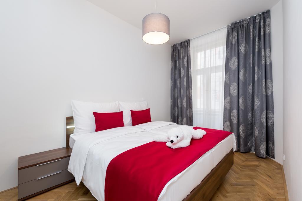 Love To Live Apartments Prague Ngoại thất bức ảnh