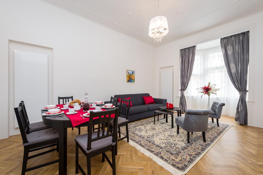Love To Live Apartments Prague Ngoại thất bức ảnh