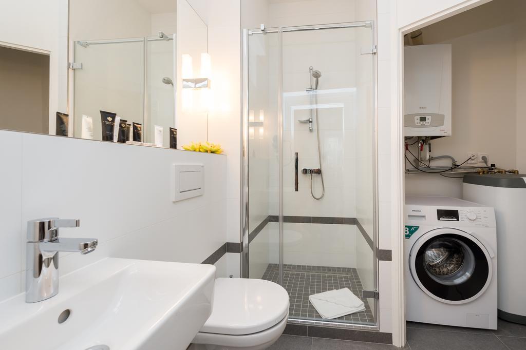 Love To Live Apartments Prague Ngoại thất bức ảnh