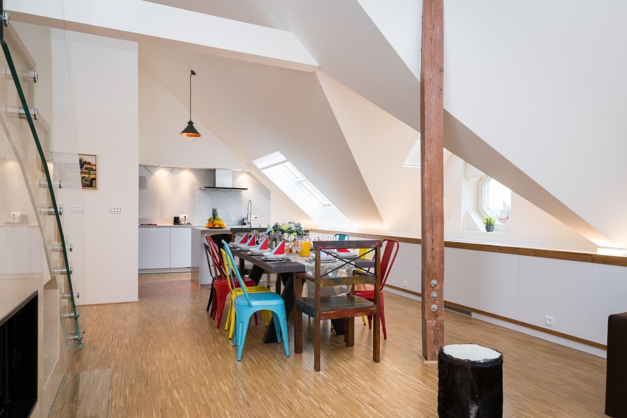 Love To Live Apartments Prague Ngoại thất bức ảnh