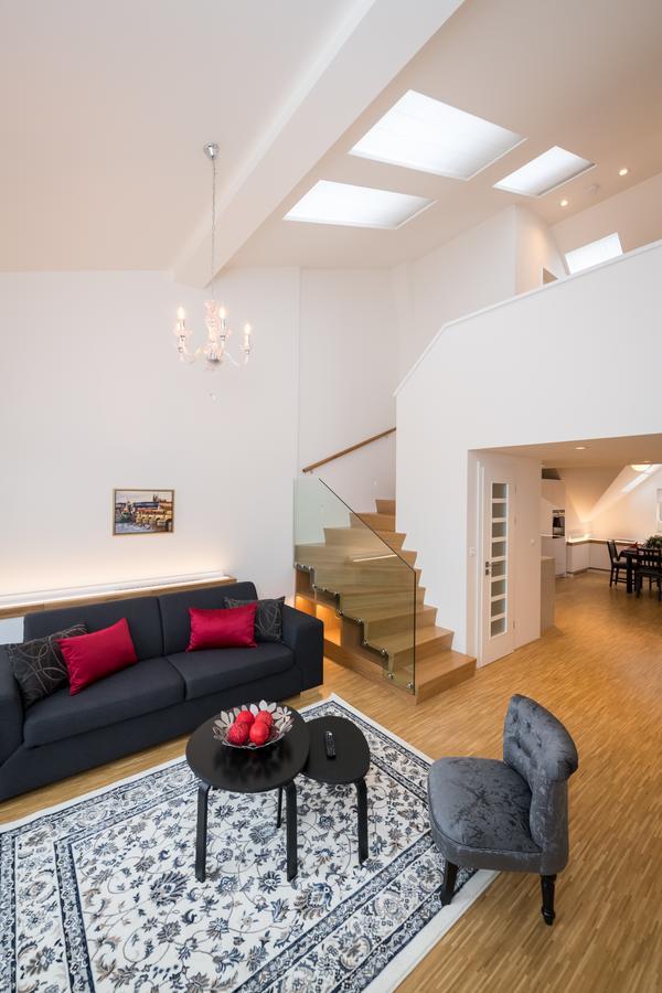 Love To Live Apartments Prague Ngoại thất bức ảnh