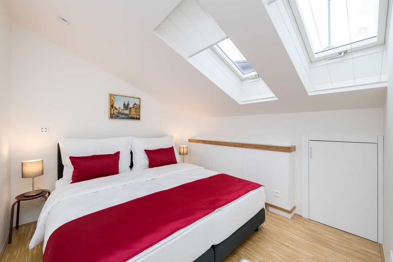 Love To Live Apartments Prague Ngoại thất bức ảnh