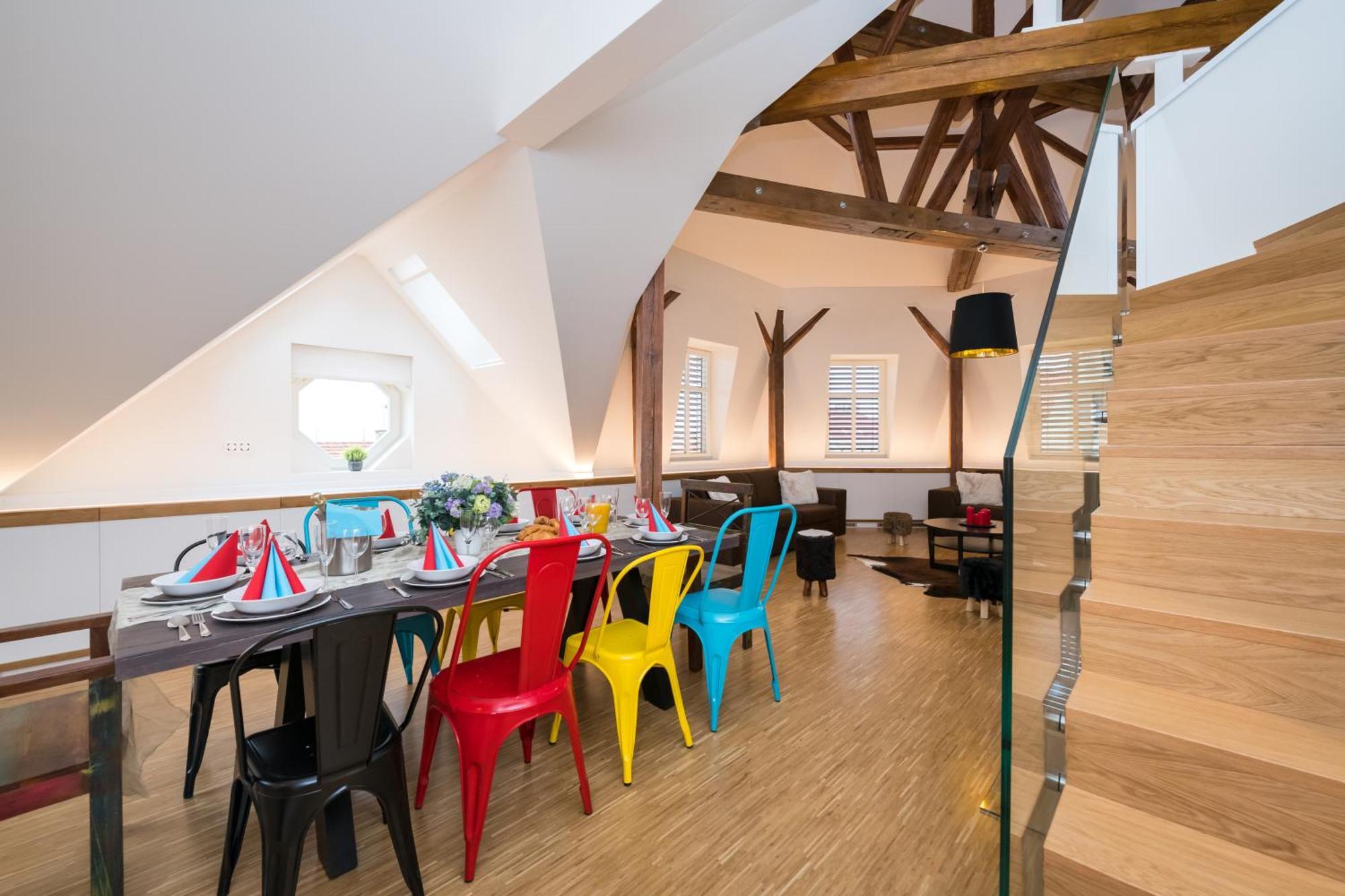 Love To Live Apartments Prague Ngoại thất bức ảnh