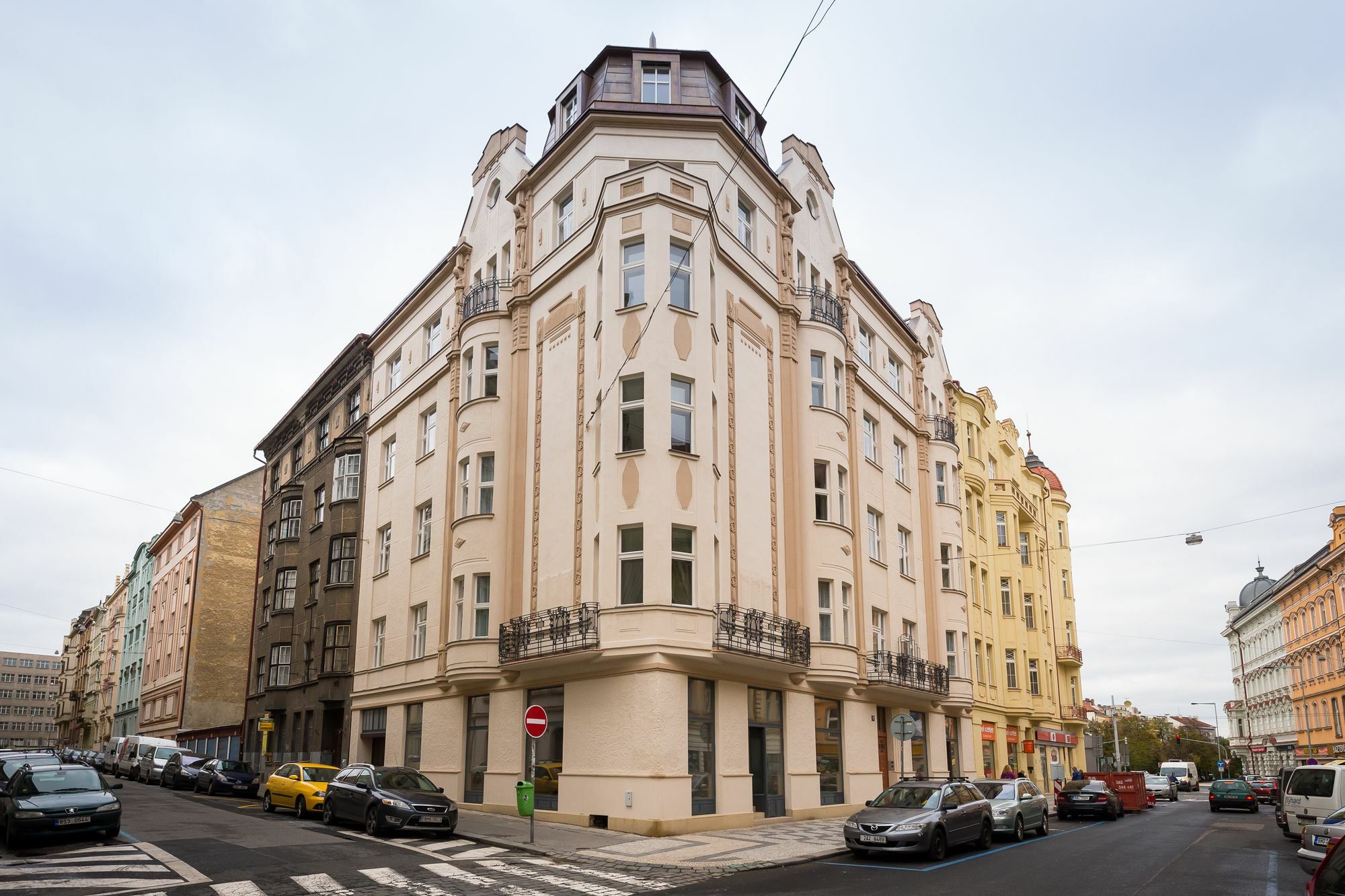 Love To Live Apartments Prague Ngoại thất bức ảnh
